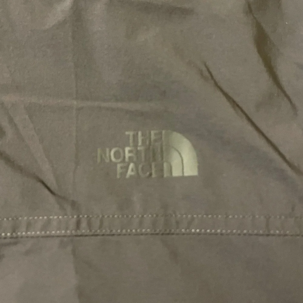 The North Face Mens XL Charcoal Short Sleeve Button Up Stretch‎ Hiking Shirt